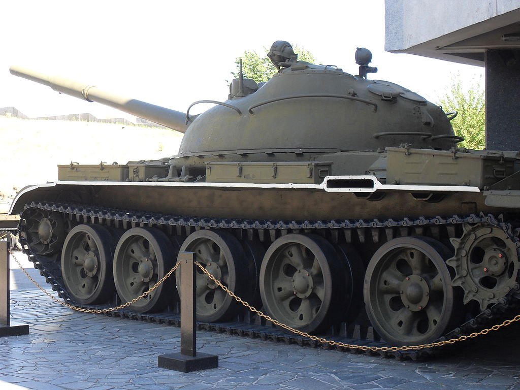 T-62 Soviet Battle Tank